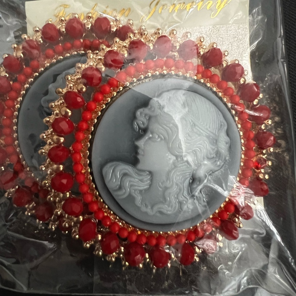 BNIB Fashion Earrings